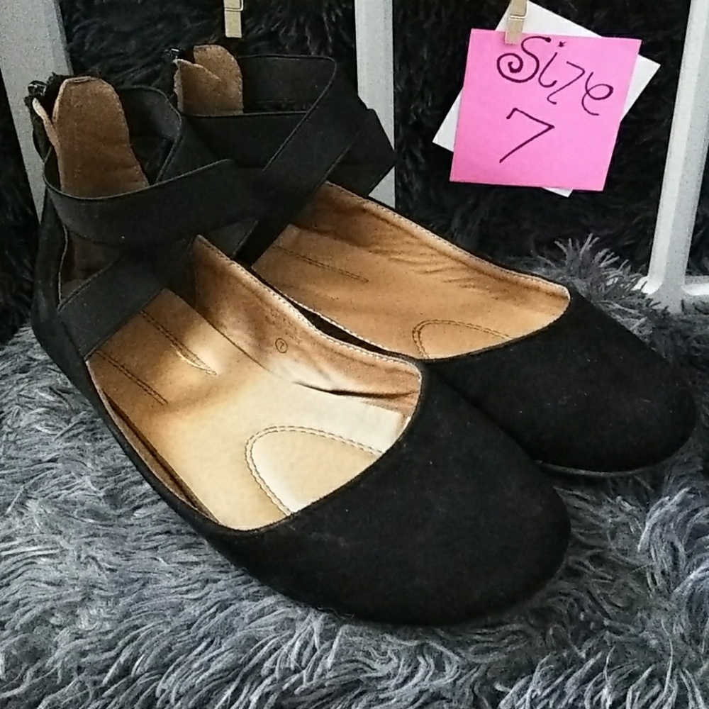 🖤Black suede ballerina zipup sandals